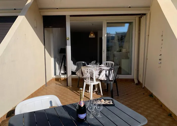 517 Grand Avec Garage Heliopolis L Grande Terrasse Rez-de-chaussee Lägenhet